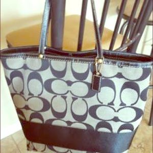 ** BRAND NEW ** Coach Purse